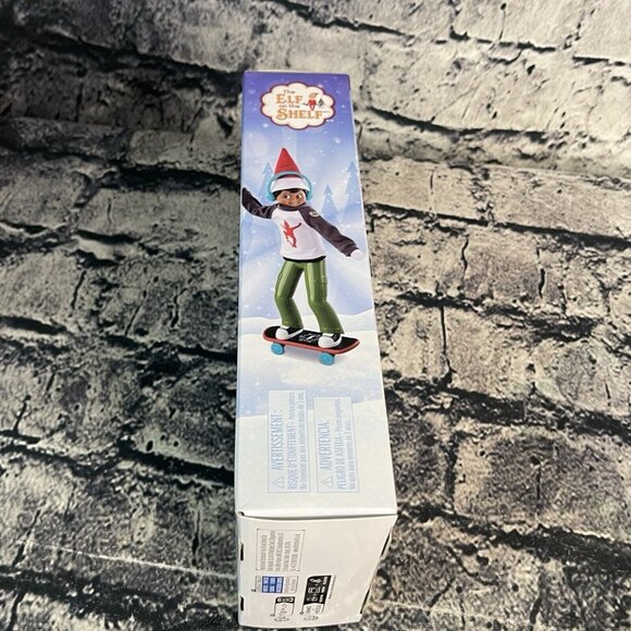Elf on the Shelf Standing Gear Holly Jolly Skateboard Rider Santaverse MagiFreez - Picture 10 of 11